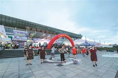 衢州市第九届汽车纳凉晚会