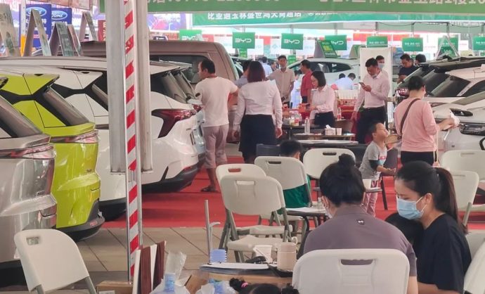 玉林市端午惠民车展