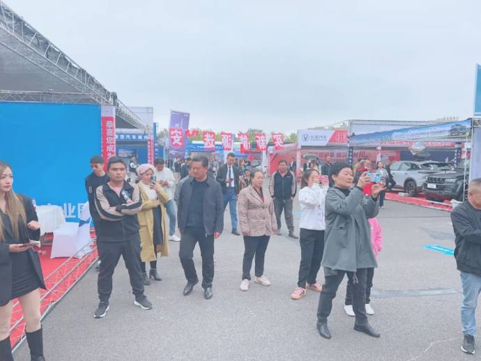 伊犁五一国际车展