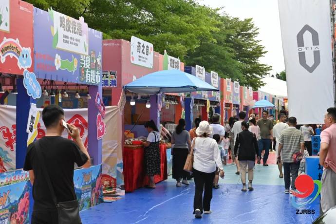 湛江日报社五一车展