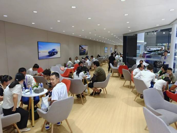 西安国际车展摩博会