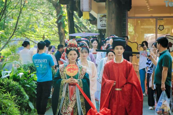 深圳南山文体中心车展