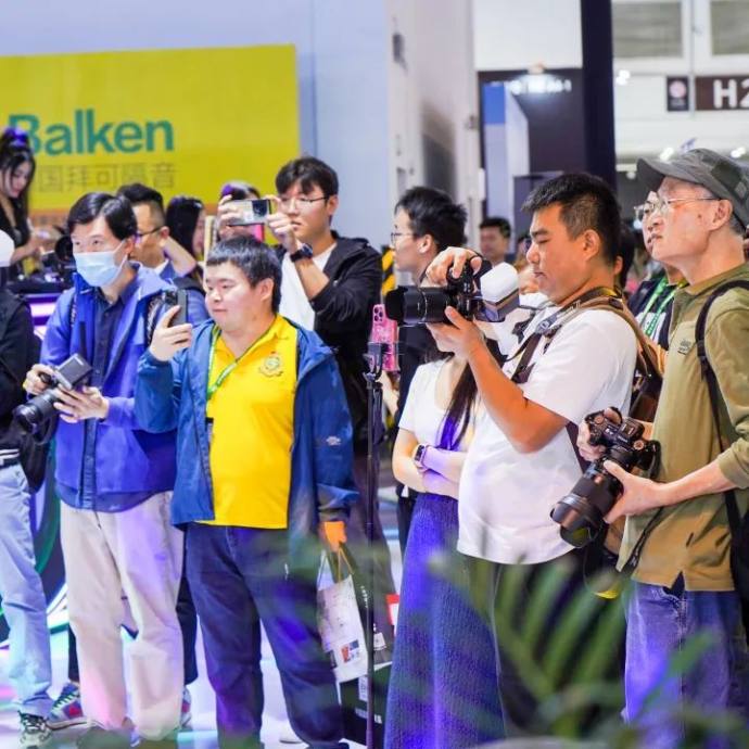 RA定制改装车展