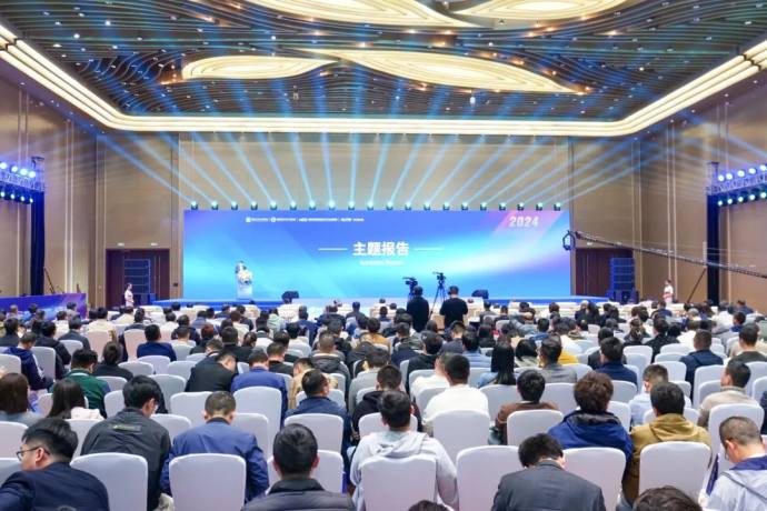 智能电动汽车科技与供应链展