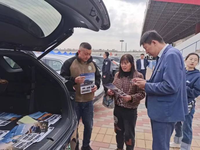 涿鹿汽车巡展