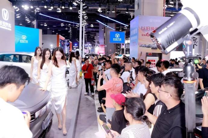 潍坊富华新能源车展