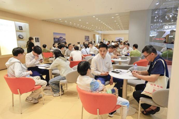 荆州国际车展