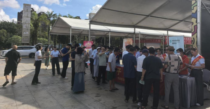 万宁车展
